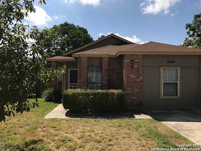 5602 Spring Sunshine San Antonio, TX 78247