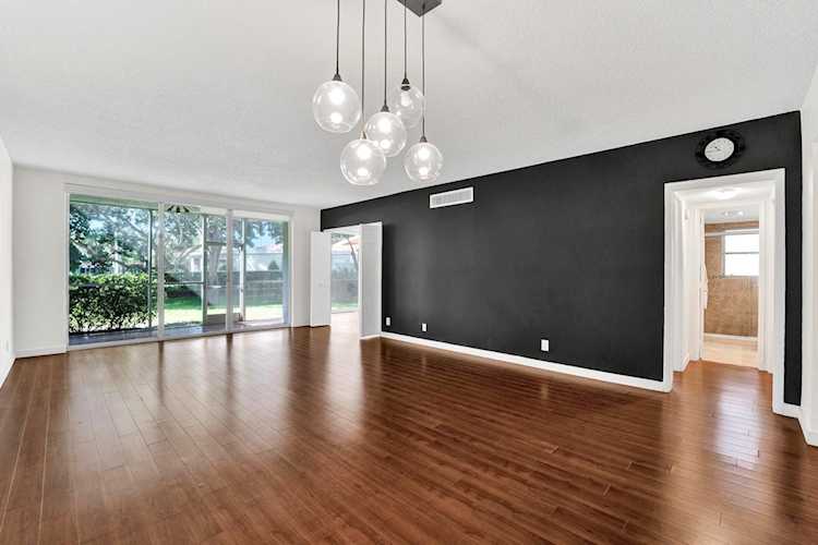 4040 W Palm Aire Dr #101 Pompano Beach, FL 33069
