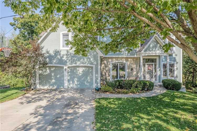 7502 Park St Shawnee, KS 66216 | MLS 2456961 Photo 1