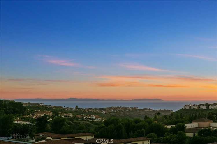 37 Marisol Newport Coast, CA 92657 | MLS OC23159206 Photo 1