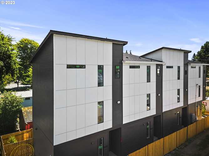 5930 N Michigan AVE Portland, OR 97217