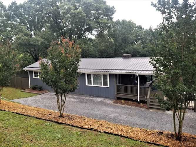 315 11th St Altavista, VA 24517 | MLS 344389 Photo 1