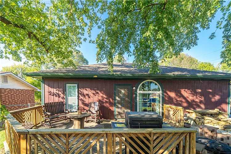 1401 W William St Savannah, MO 64485 MLS 2457259