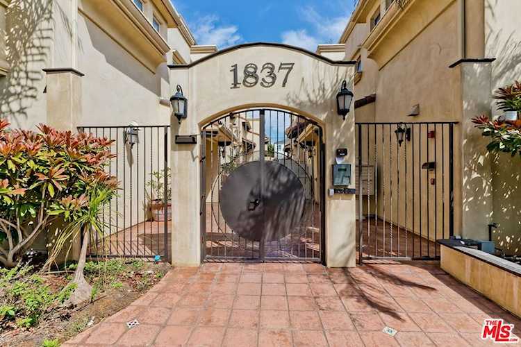 1837 12th St #1 Santa Monica, CA 90404
