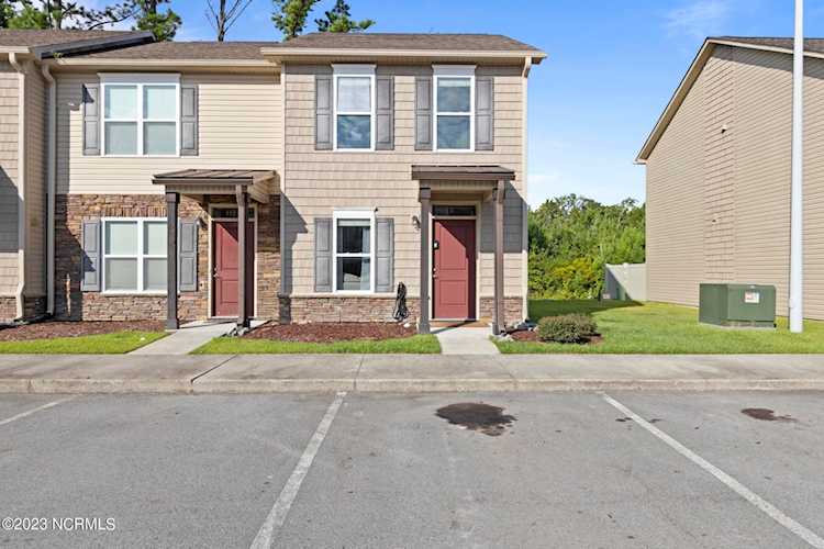 411 Sullivan Loop Rd Midway Park, NC 28544 Photo 1