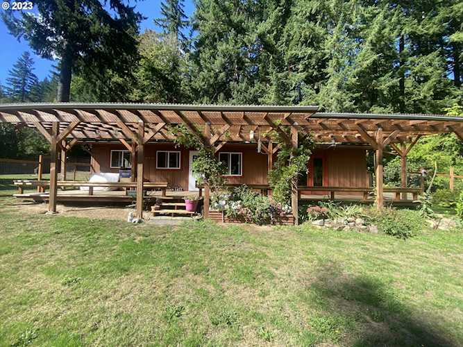 88036 Nelson Mountain RD in Walton, OR Photo 1