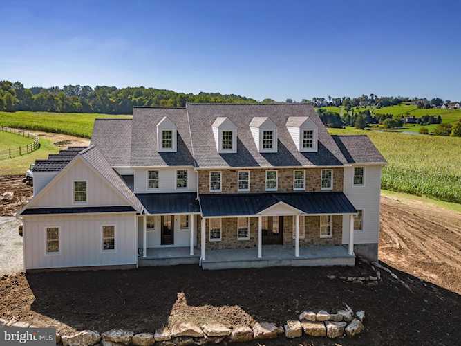 621 Saint Matthews Chester Springs, PA 19425