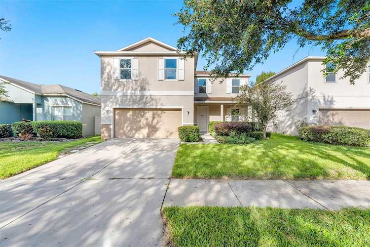 1305 Canyon Oaks Dr Brandon, FL 33510