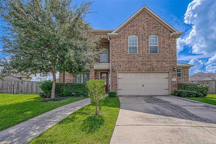 1902 Thunder Ridge Way Pearland, TX 77089