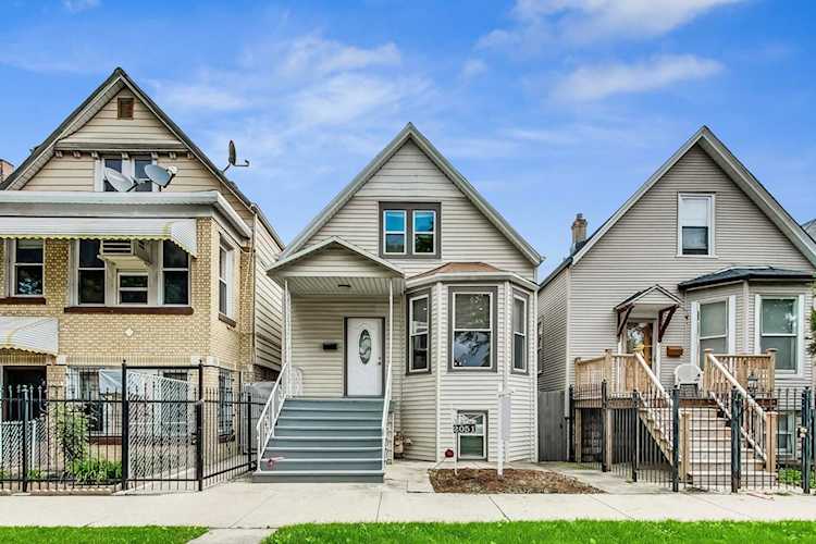 2051 N Kedvale Ave Chicago, IL 60639
