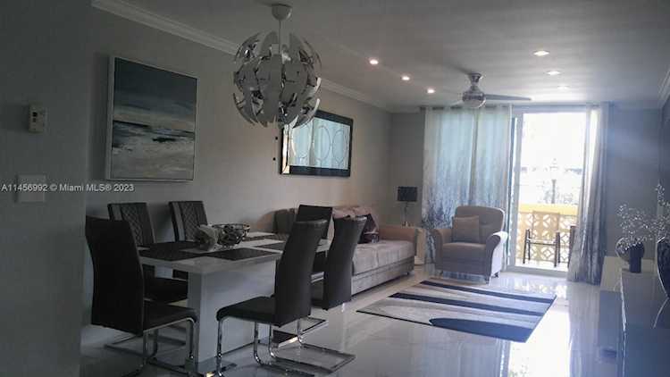 2501 S Ocean Dr #L04 Hollywood, FL 33019