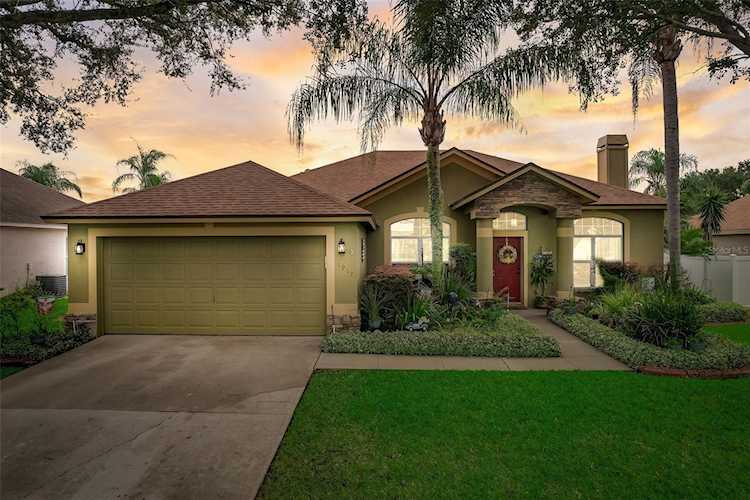 1917 Citrus Orchard WAY Valrico, FL 33594