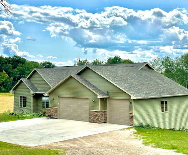 2007 Rabbit Trl Ripon, WI 54971 home for sale, MLS#50273277 - Dallaire Realty Photo 1