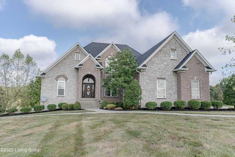 2780 Point Pleasant Rd Eminence, KY 40019