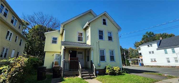 25 Clinton Ave Middletown, CT 06457