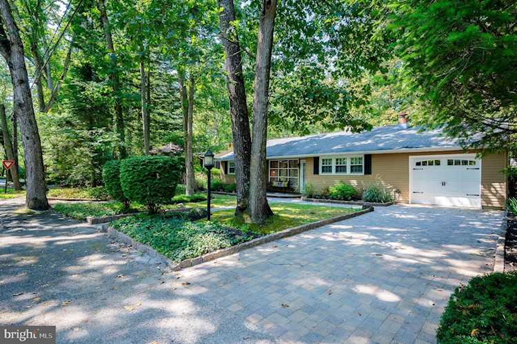 Medford Lakes Homes For Sale 132 Setauket Trl to 132 Setauket