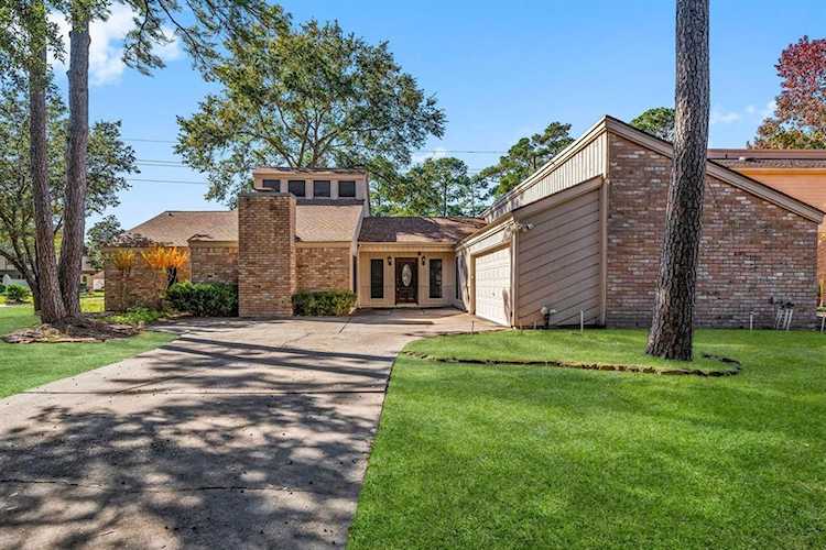 16403 Wolverton Dr Spring, TX 77379