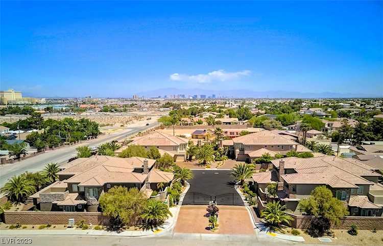 226 E Levi Ave Las Vegas, NV 89183
