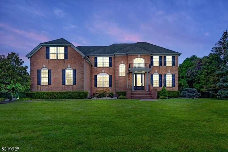 45 Stevenson Dr Marlboro Twp., NJ 07746 | MLS 3842385 Photo 1