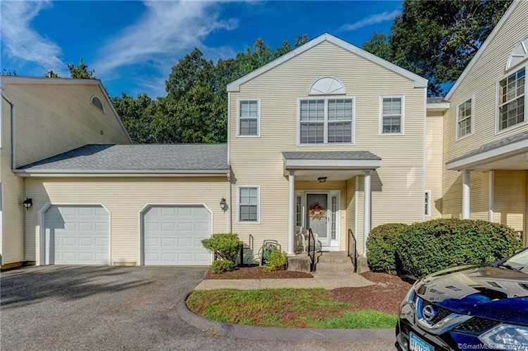 305 The Mews #305 Rocky Hill, CT 06067