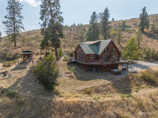 330 Chelan Trails Rd Chelan, WA 98816