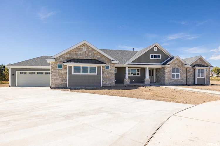 3373 W Jazz View Ct Bluffdale, UT 84065