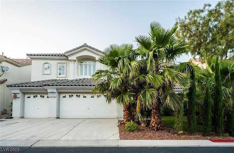 34 Big Creek Ct Las Vegas, NV 89148