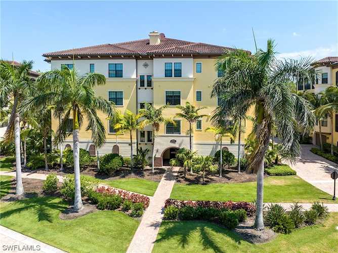 2751 Tiburon Blvd #102 Naples, FL 34109