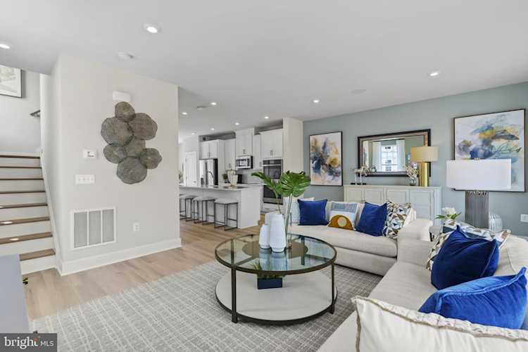 24129 Ullapool Terrace Dulles, VA 20166