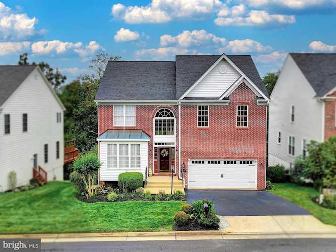 21127 Brookside Ln Sterling, VA 20165 | MLS VALO2057728 Photo 1