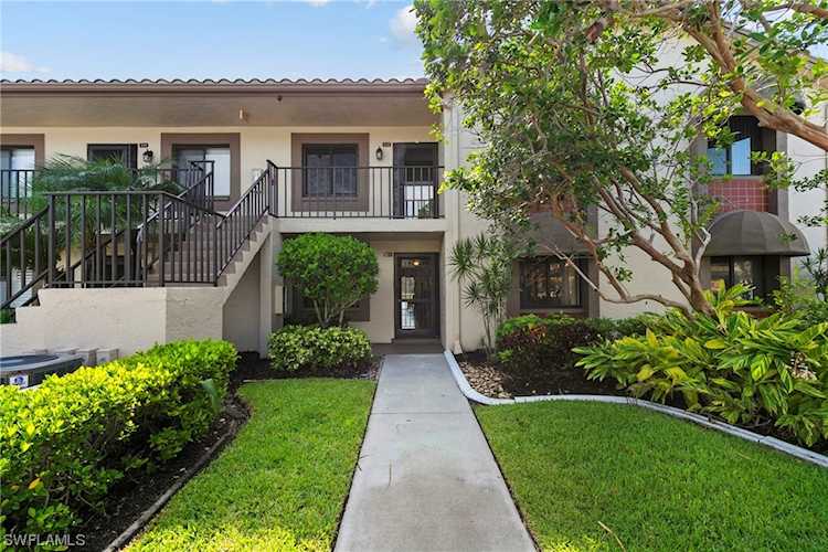 13091 Cross Creek Blvd #304 Fort Myers, FL 33912 | MLS 223043938 Photo 1
