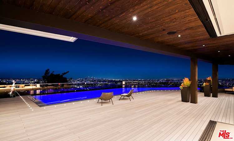 8116 Laurel View Dr Los Angeles, CA 90069