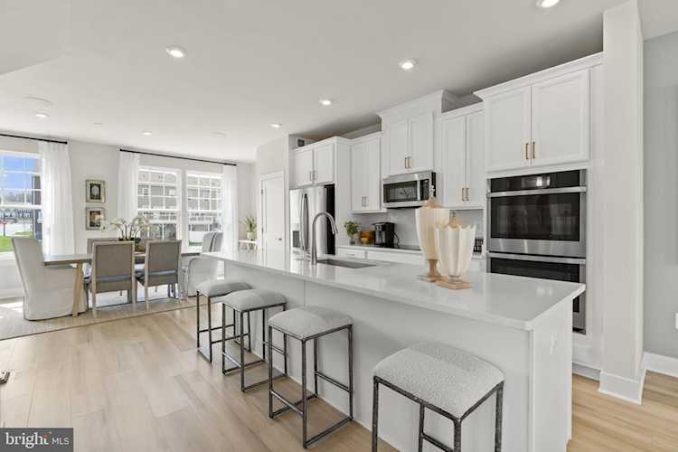 24135 Ullapool Terrace Dulles, VA 20166
