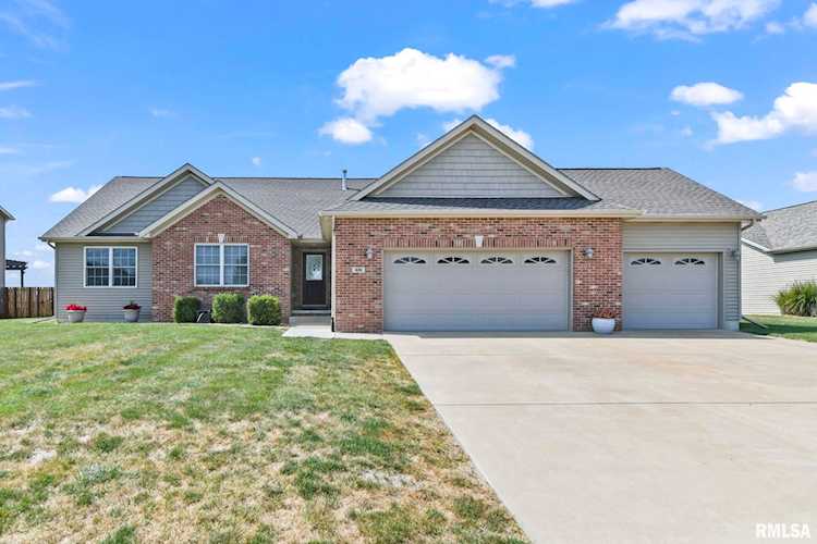 809 Racastle Rd Chatham, IL 62629