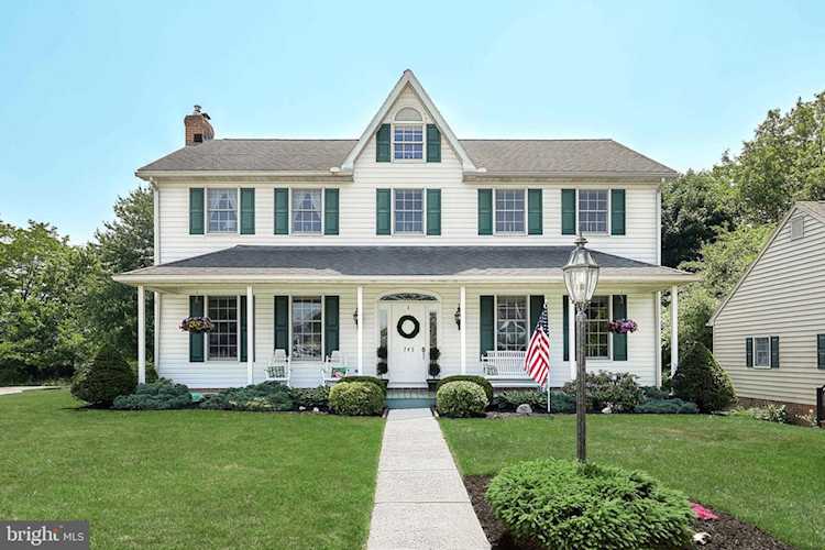 745 Spruce Dr in Hanover,PA Photo 1