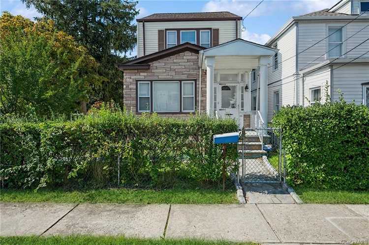 55 Moultrie Ave Yonkers, NY 10710