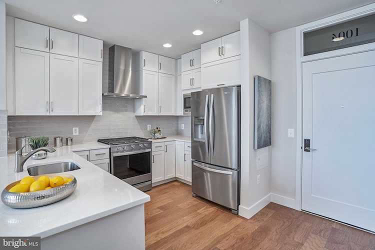 2000 Clarendon Blvd #1004 Arlington, VA 22201