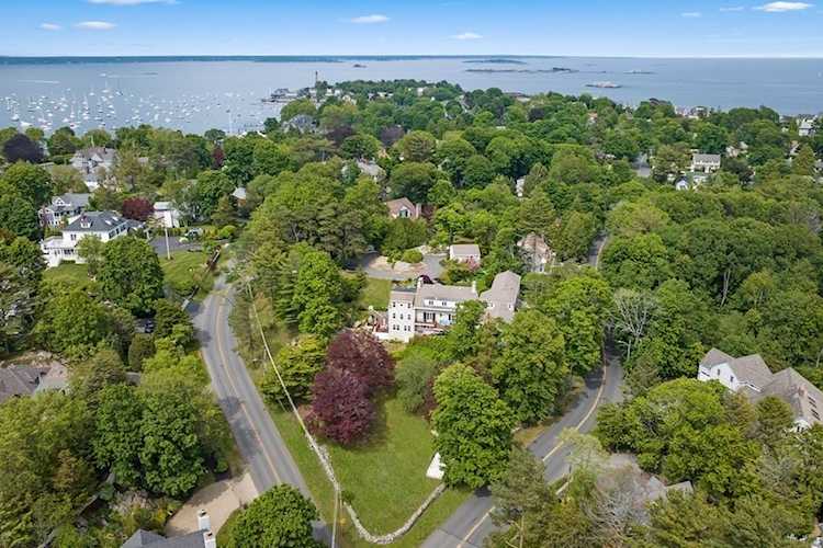 49 Harbor Avenue Marblehead, MA 01945