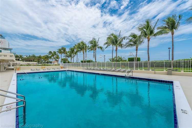 2899 Collins Ave #648 Miami Beach, FL 33140