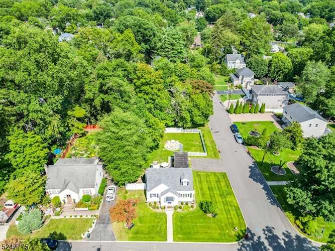 22 Legion Pl Hillsdale Boro, NJ 07642