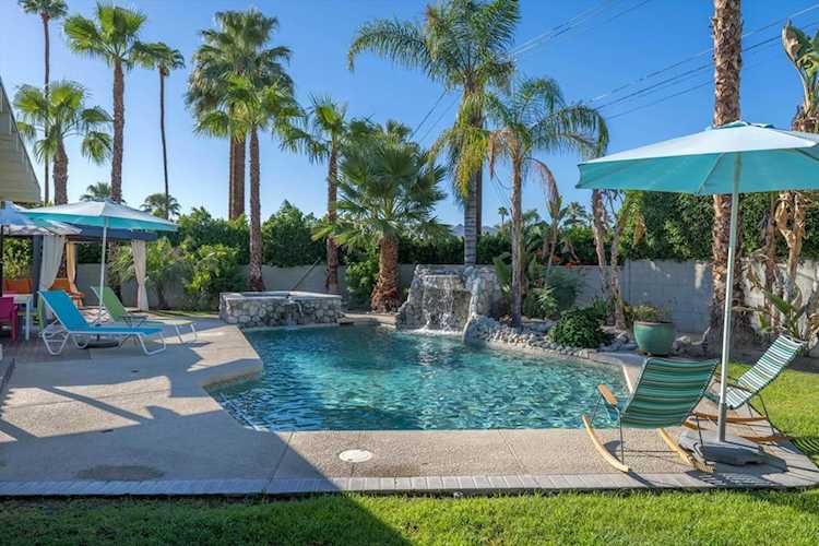 2215 Paseo Roseta Palm Springs, CA 92262