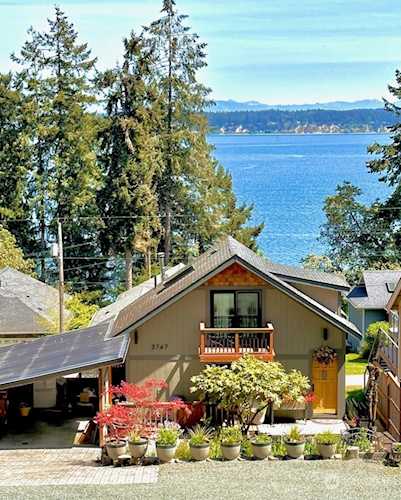 3747 Morning Glory Ln Langley, WA 98260