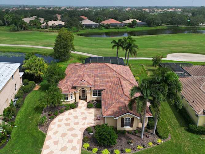 9711 Discovery TERRACE Bradenton, FL 34212