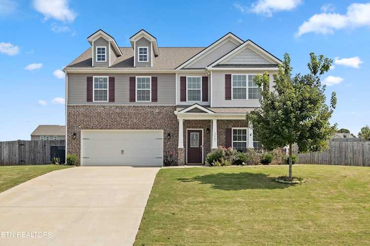 3067 Sagegrass Dr Louisville, TN 37777