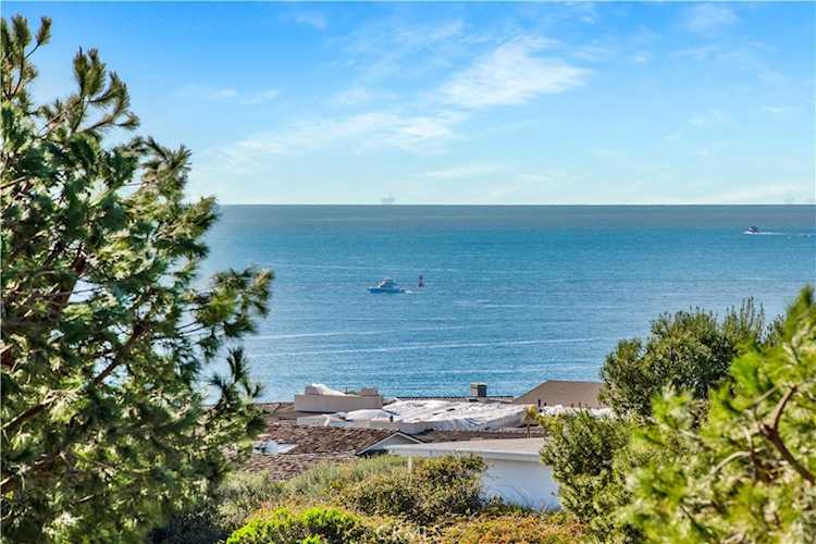 15 Shoreline Newport Coast, CA 92657