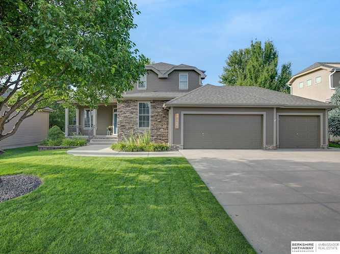 18410 Dewey Ave Omaha, NE 68022 | MLS 22316616 Photo 1