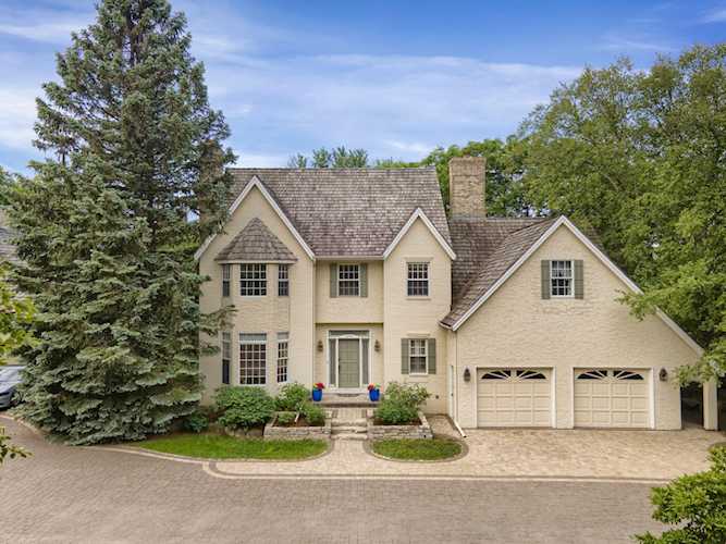 18740 11th Avenue N Plymouth, MN 55447