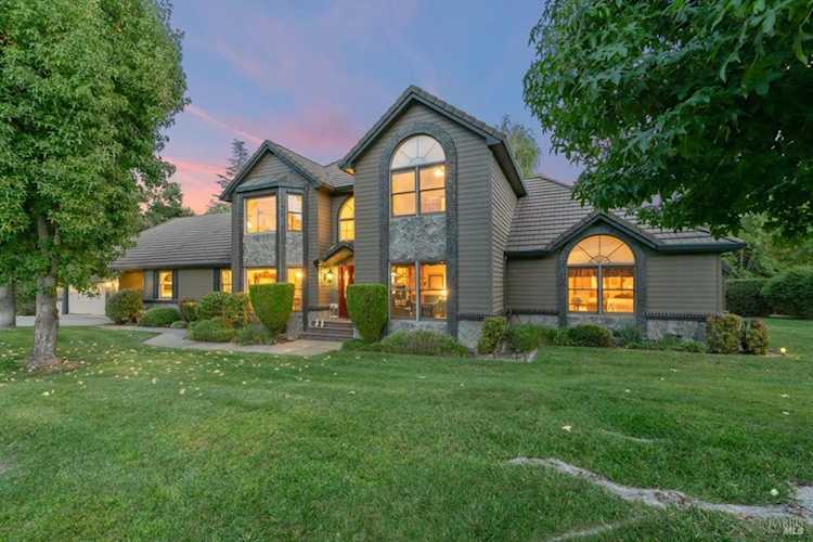 3948 Solar Hills Drive Vacaville, CA 95688