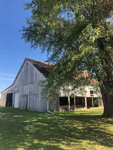 951 E Worthsville Rd Greenwood, IN 46143