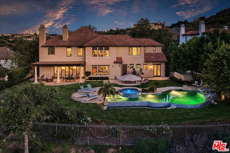 25375 Prado De Las Fresas Calabasas, CA 91302